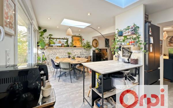 Maison à vendre    4 pièces •  Grenade