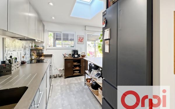 Maison à vendre    4 pièces •  Grenade