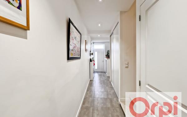 Maison à vendre    4 pièces •  Grenade