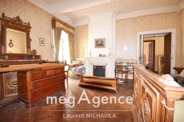 Maison à VILLENEUVE-LES-BEZIERS, 34420 - 13 pièces 300m²