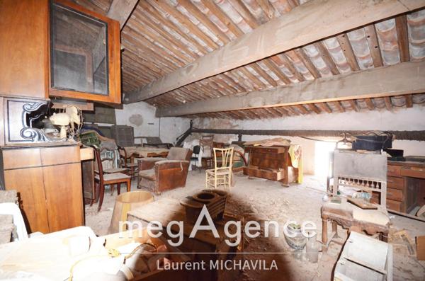 Maison à VILLENEUVE-LES-BEZIERS, 34420 - 13 pièces 300m²