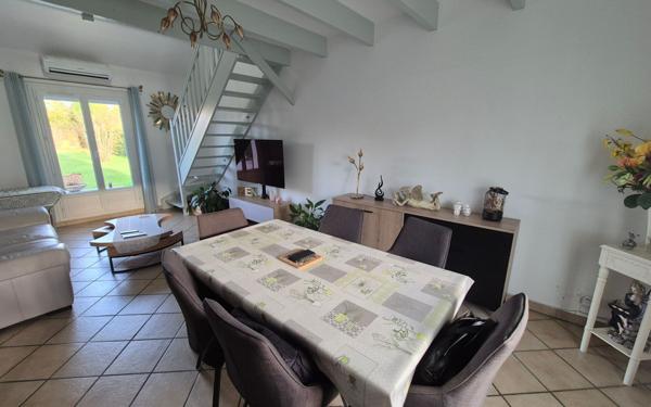 Maison à vendre    4 pièces •  Jouy-le-Châtel