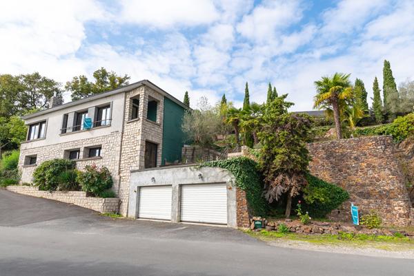 Maison Chateau Gontier Sur Mayenne 6 pièce(s) 177 m2