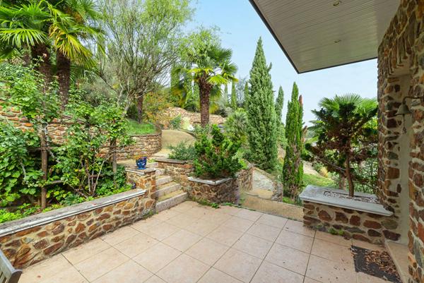 Maison Chateau Gontier Sur Mayenne 6 pièce(s) 177 m2