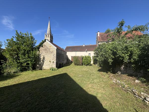 LARREY (21) Maison de village de 80m² avec terrain clôt de 350m² proche de Châtillon sur Seine Larrey (21330)