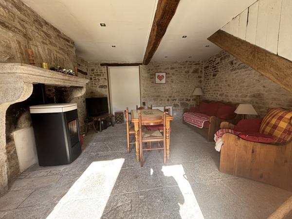 LARREY (21) Maison de village de 80m² avec terrain clôt de 350m² proche de Châtillon sur Seine Larrey (21330)