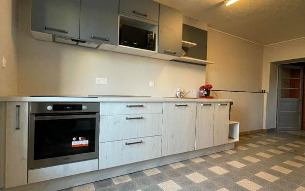 Maison à louer    3 pièces • 108 m2 Saint-Justin