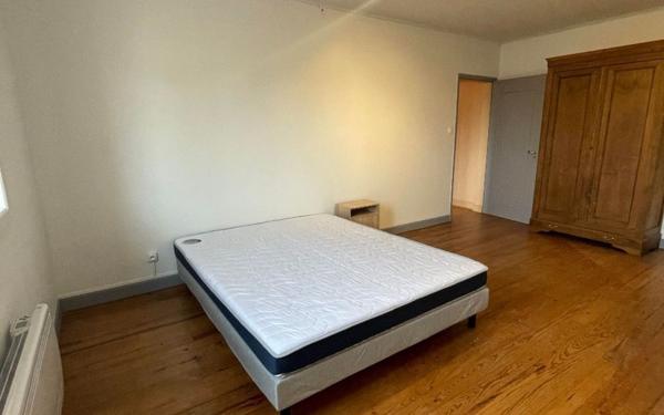 Maison à louer    3 pièces • 108 m2 Saint-Justin