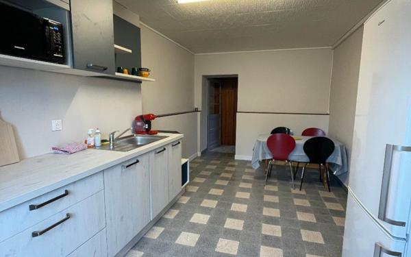 Maison à louer    3 pièces • 108 m2 Saint-Justin