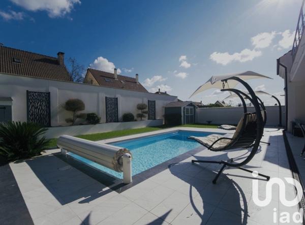 Maison à vendre 6 pièces 240 m² Fresnes-sur-Marne