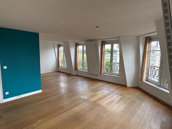 Appartement à vendre La Madeleine de 159 m2, 7 pièces