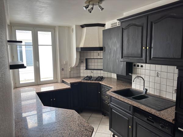 Appartement à vendre La Madeleine de 159 m2, 7 pièces
