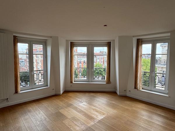 Appartement à vendre La Madeleine de 159 m2, 7 pièces