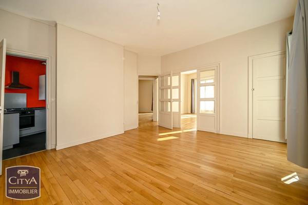 Appartement à vendre 4 pièces 98.23m² Orléans (45000)