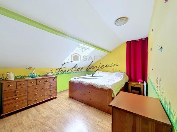 Maison familiale 3 chambres avec jardin de plus de 1 000 m²
