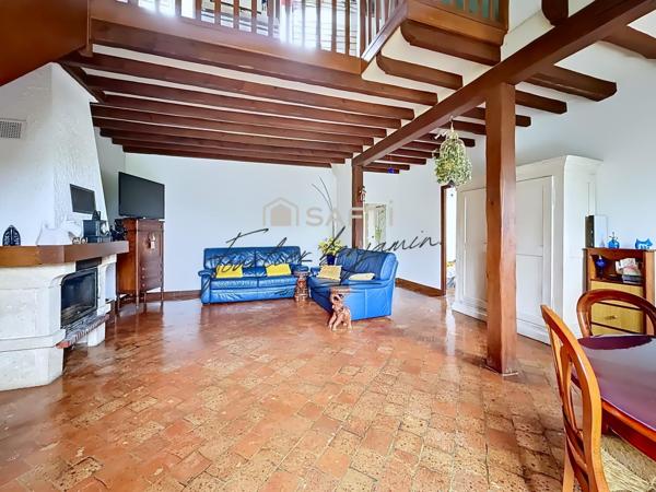 Maison familiale 3 chambres avec jardin de plus de 1 000 m²
