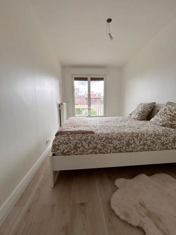 Appartement Poissy 4 pièce(s) 79.97 m2 Loyer 1 700 €/mois charges comprises **  - Référence  9229