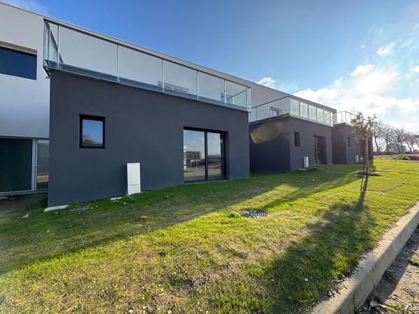 Local commercial 1990 € HT Rochefort 135,77 m2 Rochefort Local commercial 1990 € HT Rochefort 135,77 m2 Rochefort
