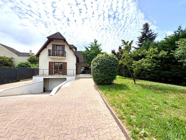 Maison Conflans Sainte Honorine 11 pièce(s) 230 m2 649 000 € **  - Référence  7990
