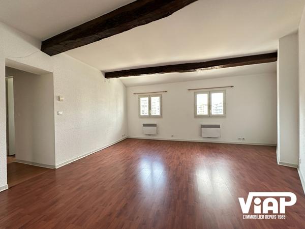 LIMOGES T3 DE 63 m² HYPER CENTRE VILLE , Limoges LIMOGES T3 DE 63 m² HYPER CENTRE VILLE , Limoges