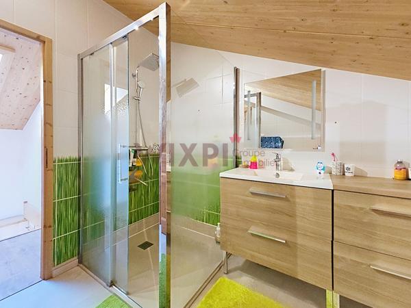 MAISON + 2 APPARTEMENTS de 223 M² , La lechere MAISON + 2 APPARTEMENTS de 223 M² , La lechere