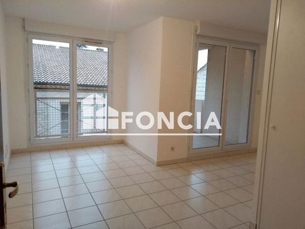 Location Appartement 3 pièces 57.03 m² - RES. PORTES D'AQUITAINE 91 AV. DU GENERAL DE GAULLE Agen 47000