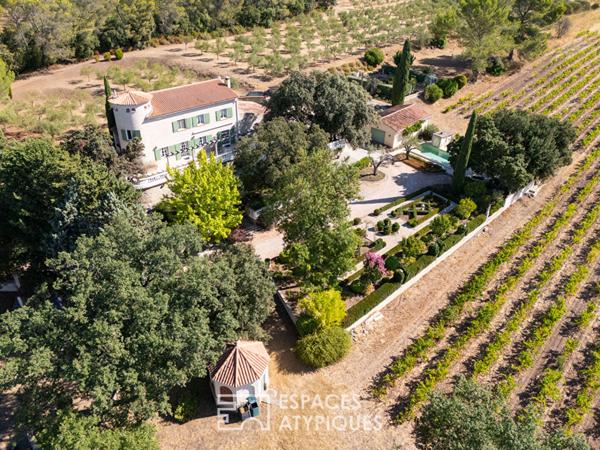 Domaine avec son vignoble son oliveraie et ses annexes