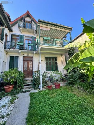 Appartement à vendre à Aix-les-Bains en Savoie (73100), ref :   
centre