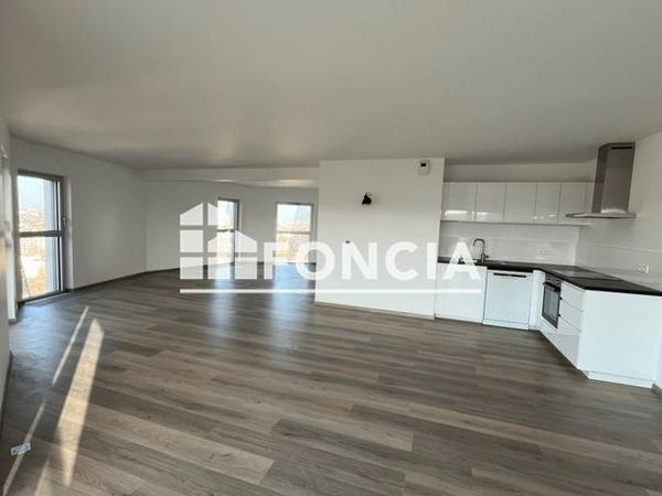 Location Appartement 4 pièces 96.4 m² - 73 AVENUE JEAN JAURES Dijon 21000