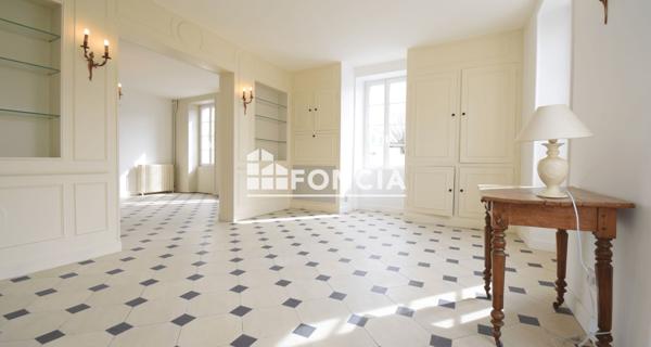 À vendre Maison 7 pièces 183 m² - Saint-xandre 17138