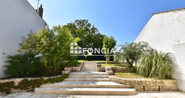 À vendre Maison 7 pièces 183 m² - Saint-xandre 17138