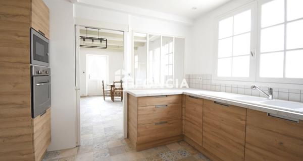 À vendre Maison 7 pièces 183 m² - Saint-xandre 17138