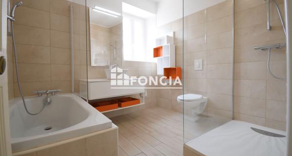 À vendre Maison 7 pièces 183 m² - Saint-xandre 17138