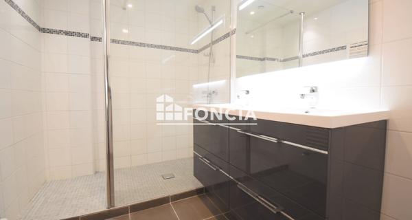 À vendre Maison 7 pièces 183 m² - Saint-xandre 17138