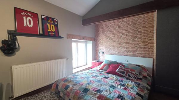 MAISON 4 CHAMBRES AVEC PISCINE AMBERRE