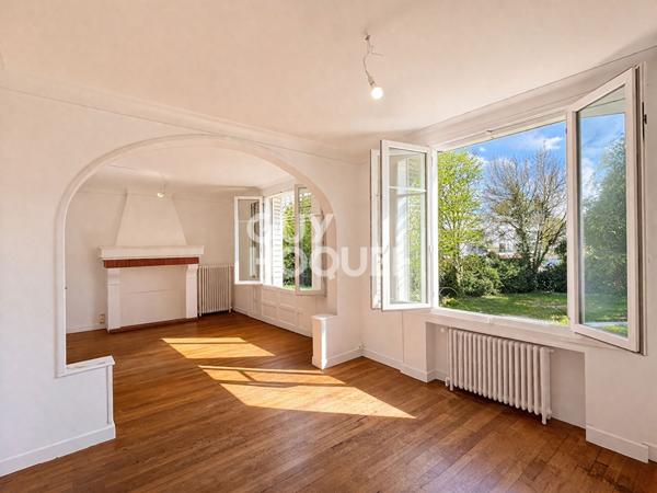 Maison familiale 115 m² avec jardin - SOUS SOL TOTAL - Centre de Saint-Jean-de-Braye