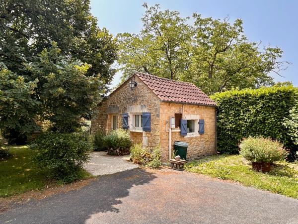 Maison de 5 chambres avec potentiel de revenu près de Gourdon