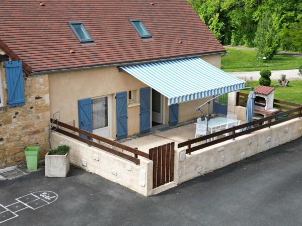 Maison de 5 chambres avec potentiel de revenu près de Gourdon