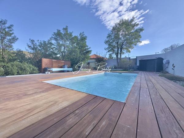 Maison à vendre 5 pièces de 208 m²