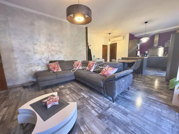 Maison à vendre 5 pièces de 208 m²