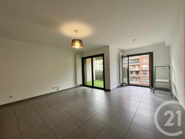 Appartement F5 à vendre  5 pièces - 95 m2 ST ETIENNE - 42