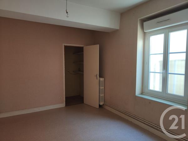 Appartement F2 à vendre  4 pièces - 82 m2 COSNE COURS SUR LOIRE - 58