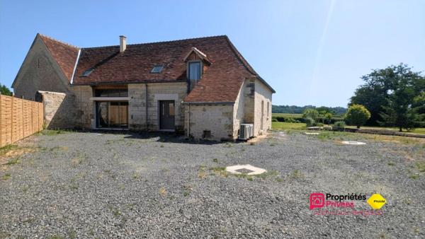 A vendre Longère avec architecture remarquable .7 pièces ,4 chambres, Vallée de Cousse 37210
