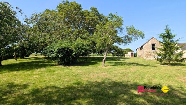 A vendre Longère avec architecture remarquable .7 pièces ,4 chambres, Vallée de Cousse 37210