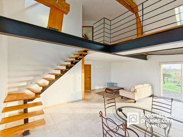 A vendre Longère avec architecture remarquable .7 pièces ,4 chambres, Vallée de Cousse 37210