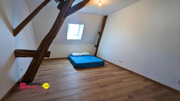 A vendre Longère avec architecture remarquable .7 pièces ,4 chambres, Vallée de Cousse 37210