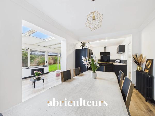 Charmante maison familiale entièrement rénové en vente à Nantes (44300)