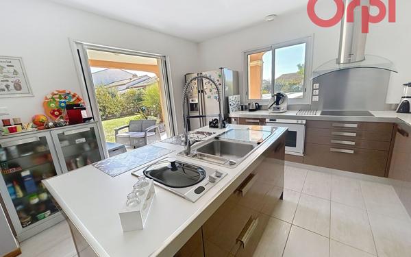 Maison à vendre    5 pièces •  Talmont-Saint-Hilaire