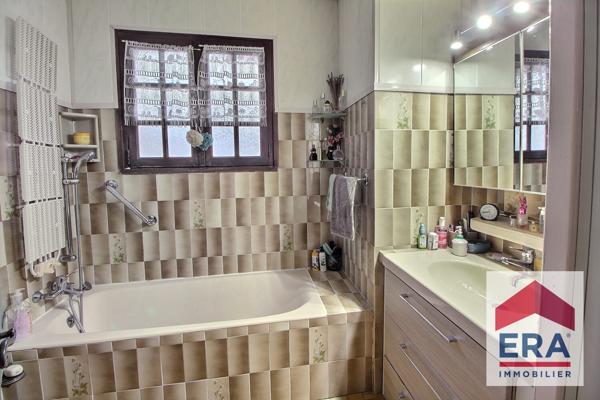 Maison familiale Bagnols Sur Ceze 6 pièces - 156m2