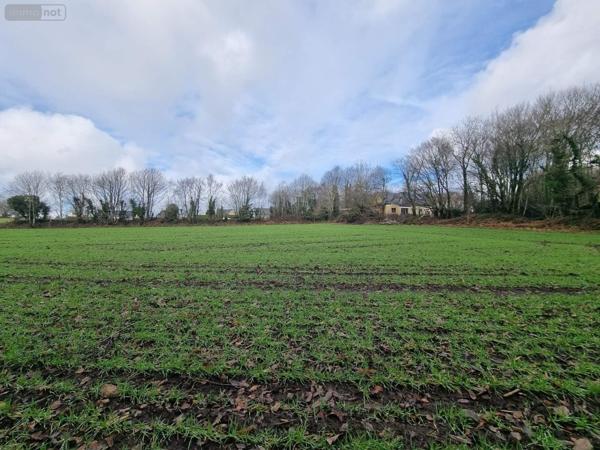 Terrain à Batir à vendre à Locronan dans le Finistère (29180), ref : 127/2484